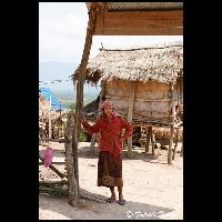 ムアンシン /スワディン村 アカ族